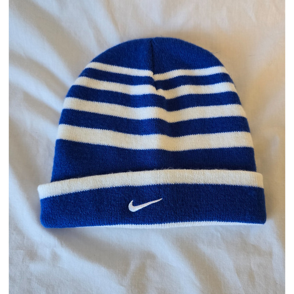 Nike Beanie Youth Size Blue & White Stripe Logo 100% Acrylic - Picture 1 of 8
